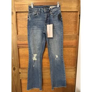 BCBGeneration NWT 0/24 Mid Rise Kick Flare Denim Jeans
